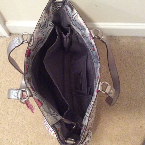 Coach diaper bag - Picture 5 of 6